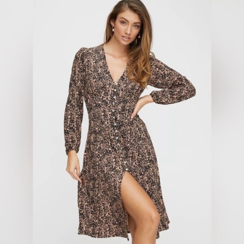 ARITZIA Wilfred New Gallery Long-sleeve, Button-front Midi Dress, Size Medium